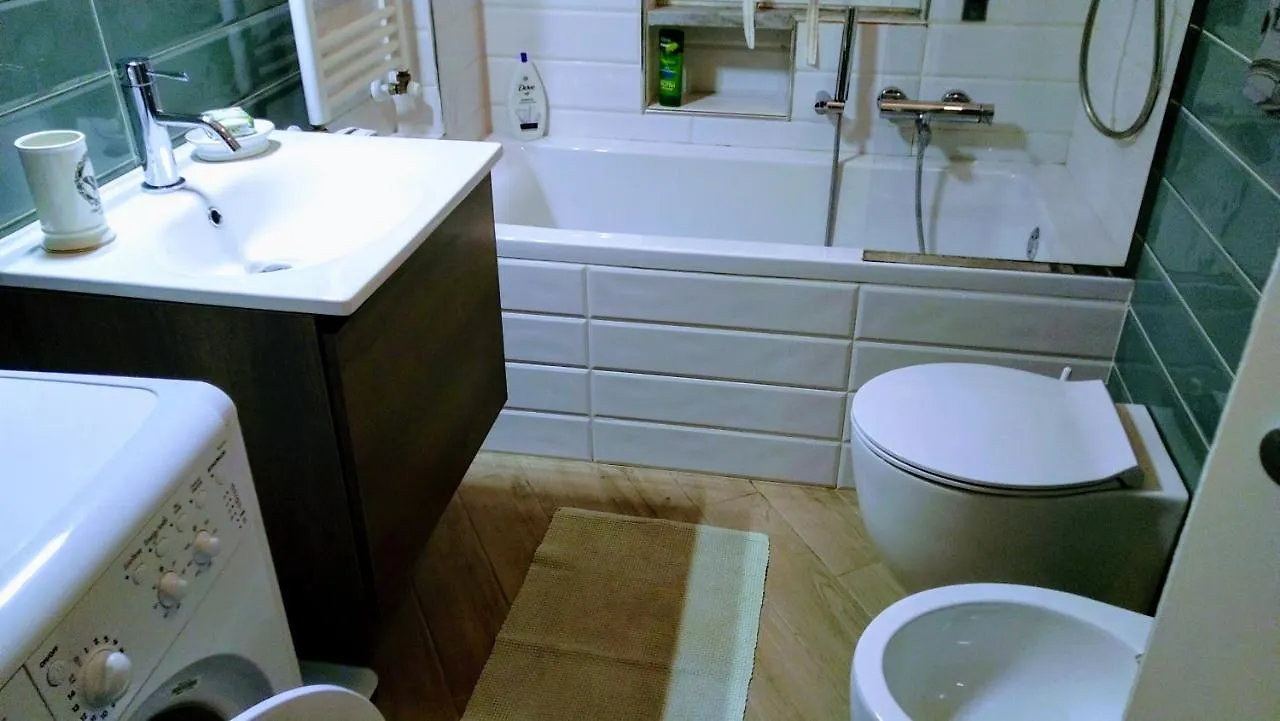 La Tua Casa In Centro Imperia Apartment