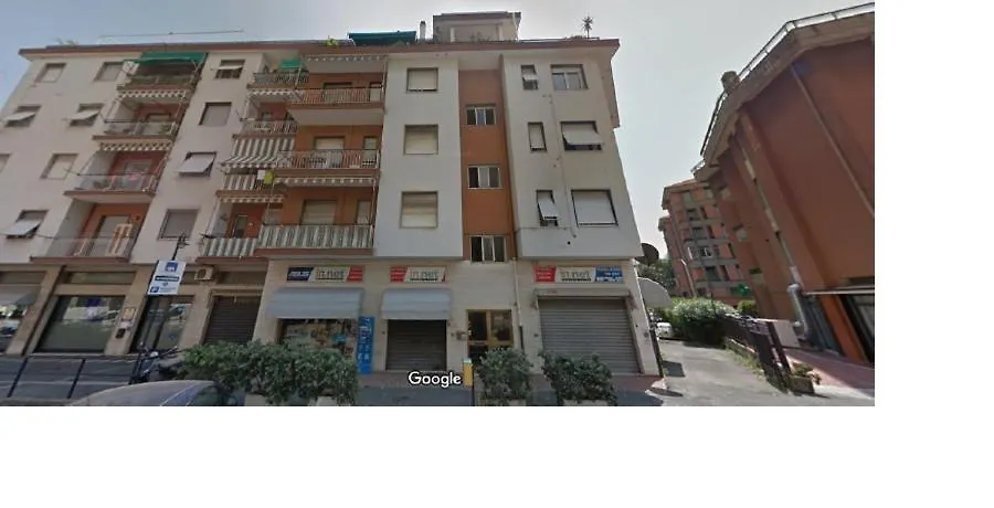 La Tua Casa In Centro Imperia Apartment