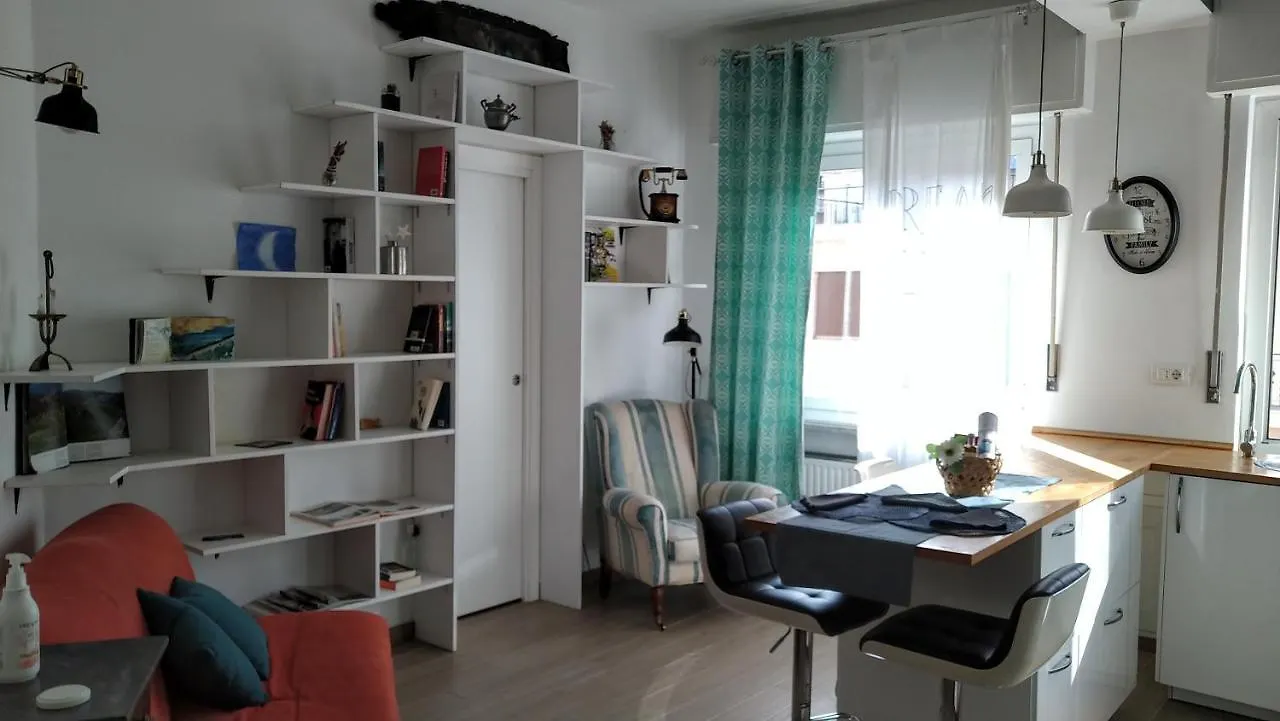 La Tua Casa In Centro Imperia Apartment Italy
